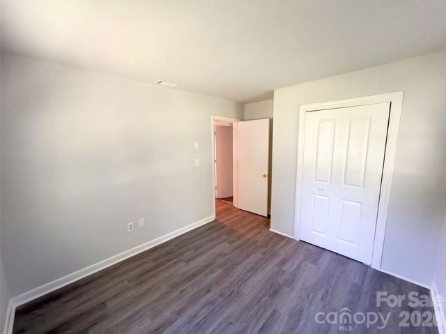 6531 Rosecran Drive, Charlotte, NC 28215