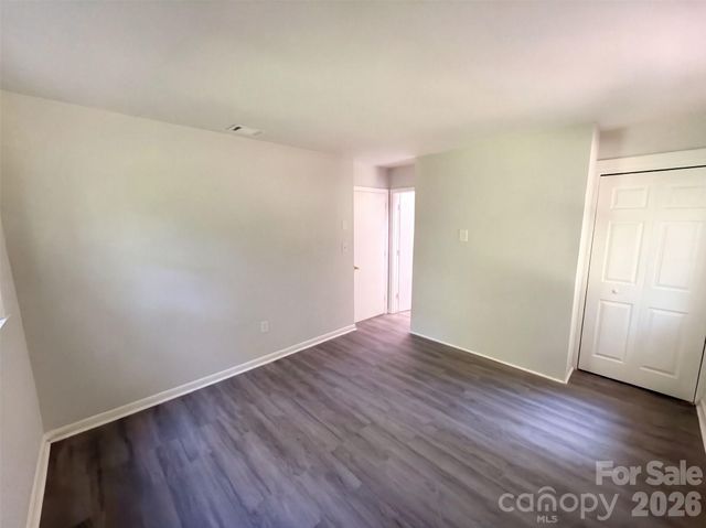 6531 Rosecran Drive, Charlotte, NC 28215