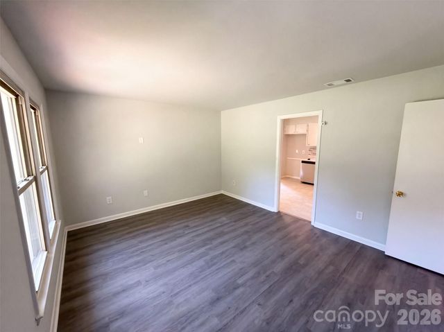 6531 Rosecran Drive, Charlotte, NC 28215