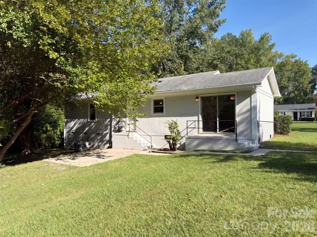 6531 Rosecran Drive, Charlotte, NC 28215