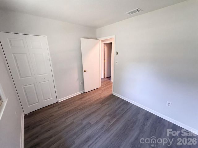 6531 Rosecran Drive, Charlotte, NC 28215