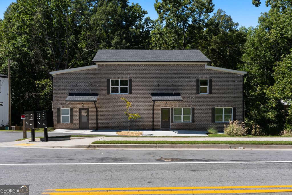 2381 Highpoint Road, Snellville, GA 30078 — exterior
