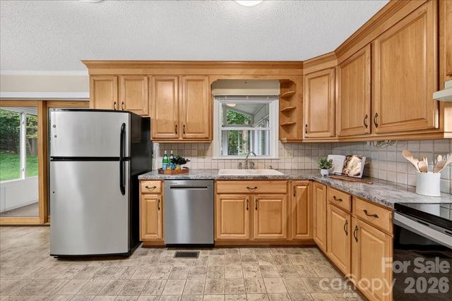 5000 Cedar Forest Drive, Charlotte, NC 28226