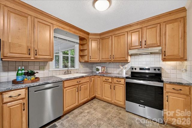 5000 Cedar Forest Drive, Charlotte, NC 28226