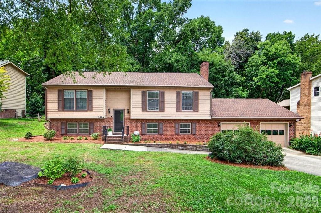 5000 Cedar Forest Drive, Charlotte, NC 28226