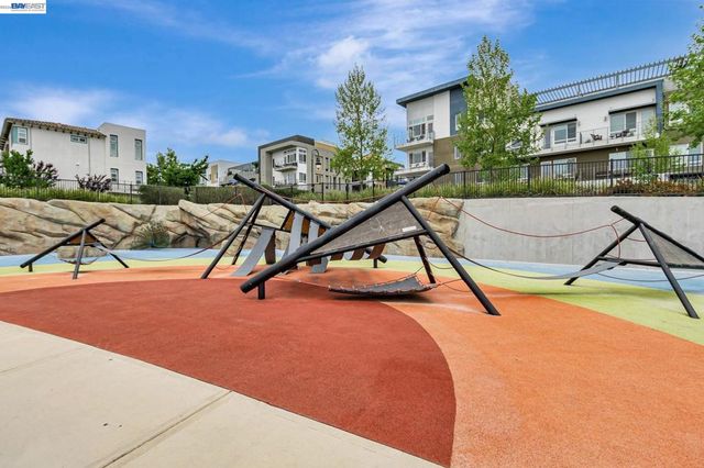 223 223 William Manly 1, San Jose, CA 95136