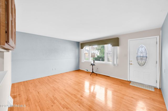 905 Wall Road, Spring Lake Heights, NJ 07762