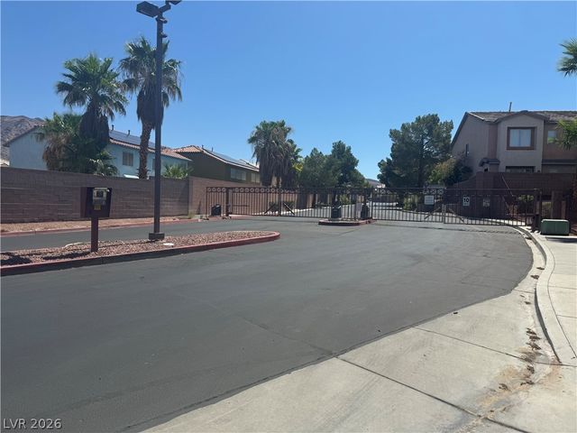 2096 Betty Davis Street, Las Vegas, NV 89142