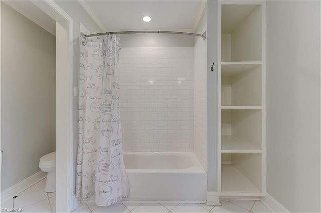 1006 Oakcrest Drive, Reidsville, NC 27320