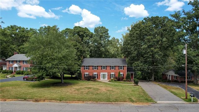 1006 Oakcrest Drive, Reidsville, NC 27320