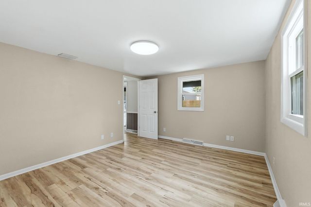 7732 Hosler Road, Leo, IN 46765