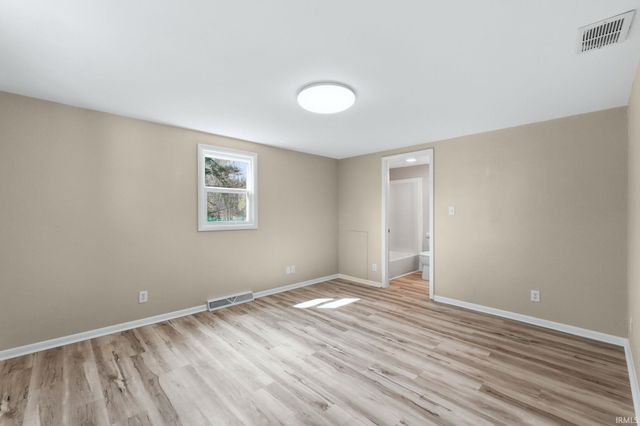 7732 Hosler Road, Leo, IN 46765