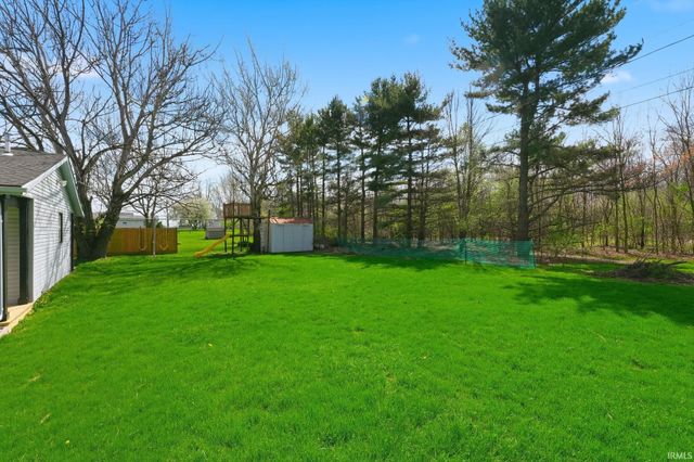 7732 Hosler Road, Leo, IN 46765