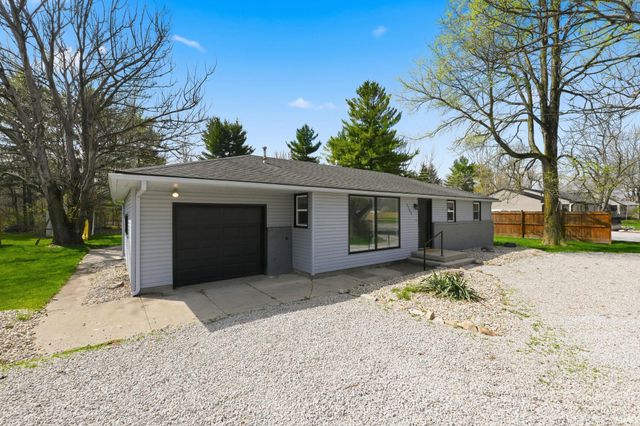 7732 Hosler Road, Leo, IN 46765