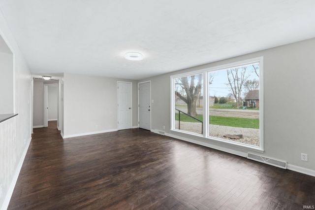 7732 Hosler Road, Leo, IN 46765