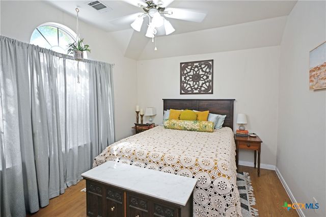 316 Meadow Park, New Braunfels, TX 78130