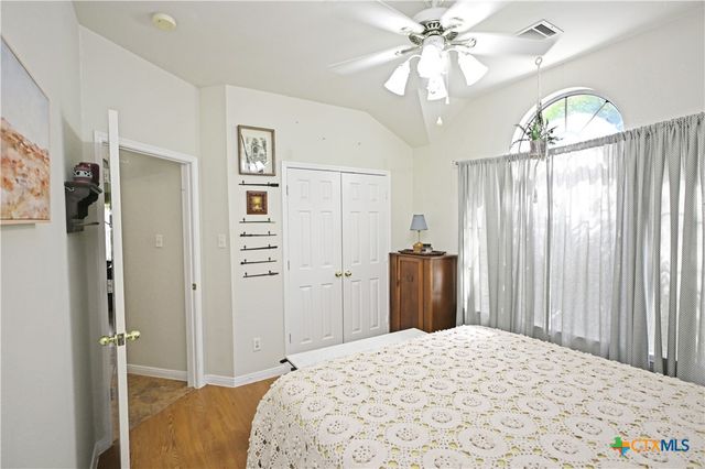 316 Meadow Park, New Braunfels, TX 78130