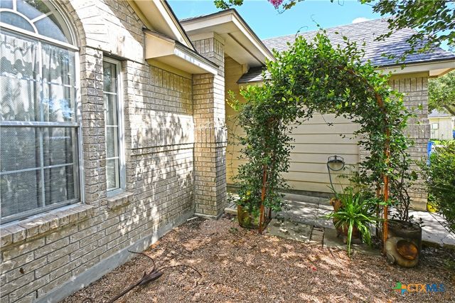 316 Meadow Park, New Braunfels, TX 78130