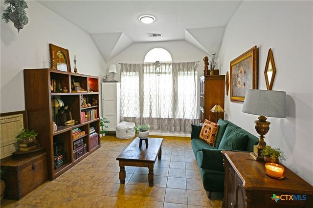 316 Meadow Park, New Braunfels, TX 78130