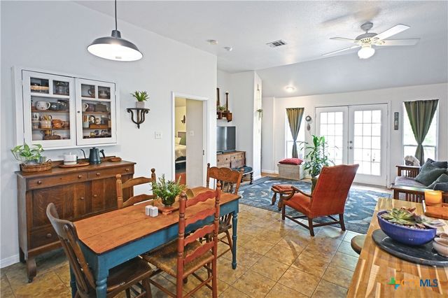316 Meadow Park, New Braunfels, TX 78130