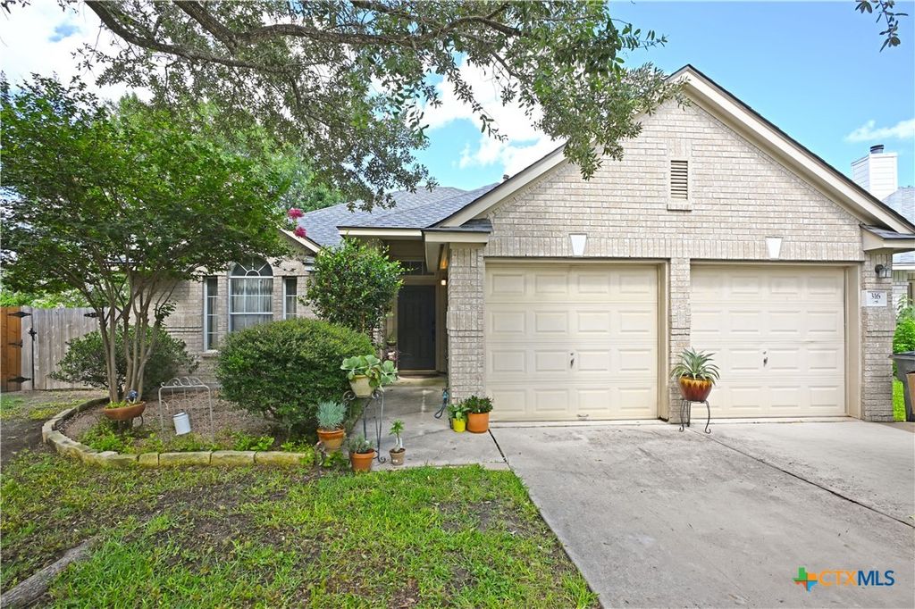 316 Meadow Park, New Braunfels, TX 78130