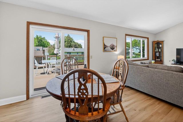 916 Katherine Drive, Sun Prairie, WI 53590