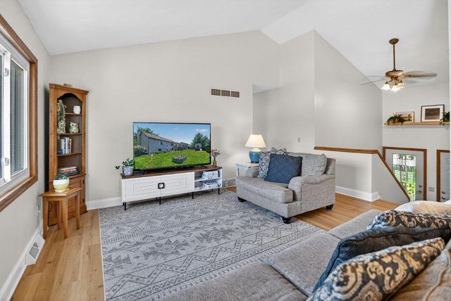 916 Katherine Drive, Sun Prairie, WI 53590