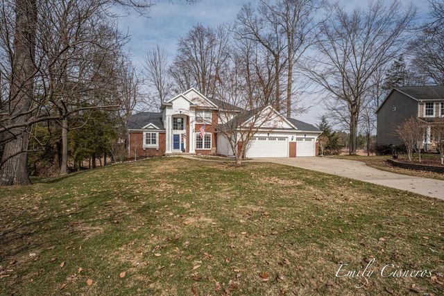 14903 Hawthorne Street, Grand Haven, MI 49417