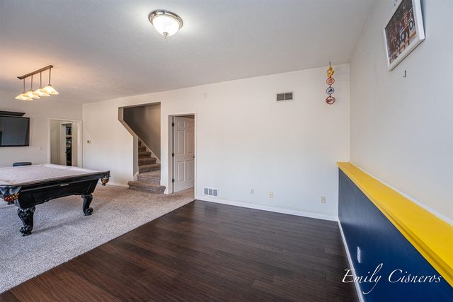 14903 Hawthorne Street, Grand Haven, MI 49417