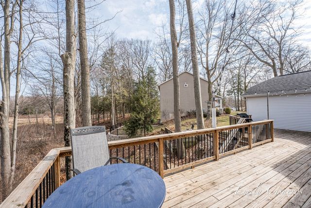 14903 Hawthorne Street, Grand Haven, MI 49417