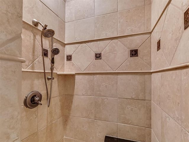 716 Legacy Drive, Edmond, OK 73025