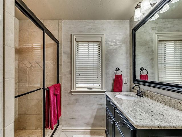 716 Legacy Drive, Edmond, OK 73025