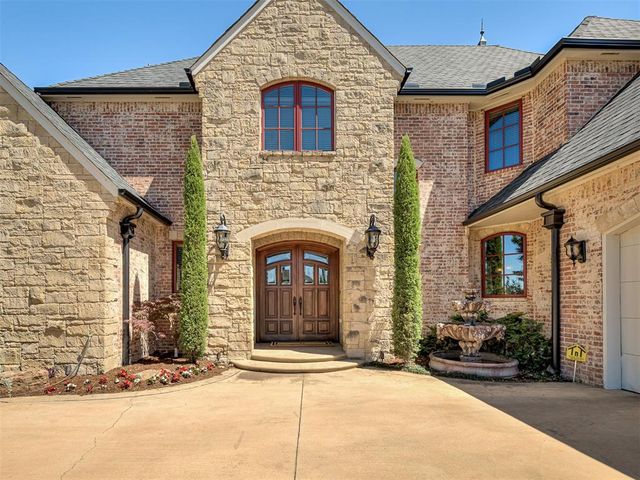 716 Legacy Drive, Edmond, OK 73025