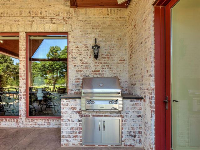 716 Legacy Drive, Edmond, OK 73025