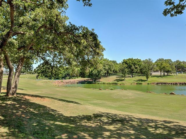716 Legacy Drive, Edmond, OK 73025