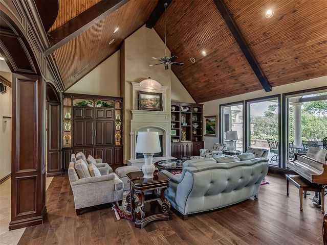716 Legacy Drive, Edmond, OK 73025