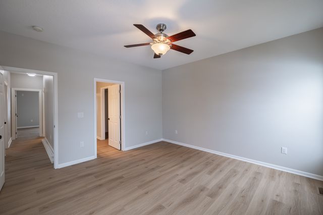 2203 4th Avenue SE, Altoona, IA 50009