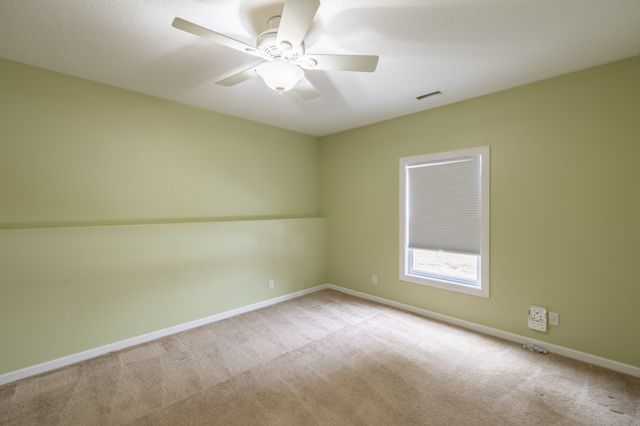 2203 4th Avenue SE, Altoona, IA 50009