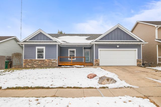 2203 4th Avenue SE, Altoona, IA 50009
