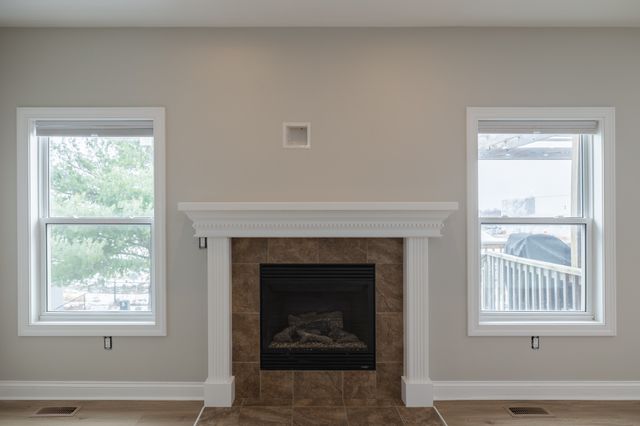 2203 4th Avenue SE, Altoona, IA 50009