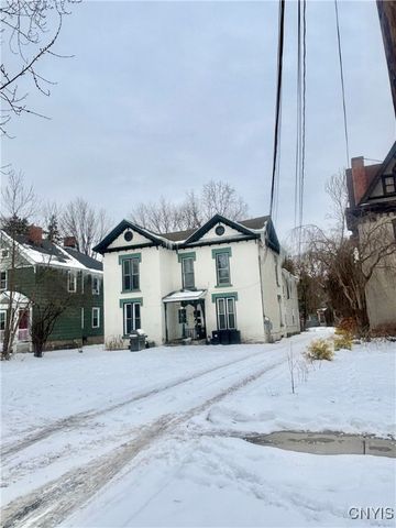 11 Elizabeth Street, Auburn, NY 13021