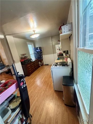 11 Elizabeth Street, Auburn, NY 13021