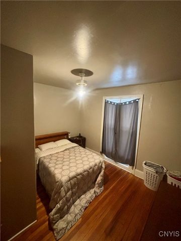 11 Elizabeth Street, Auburn, NY 13021