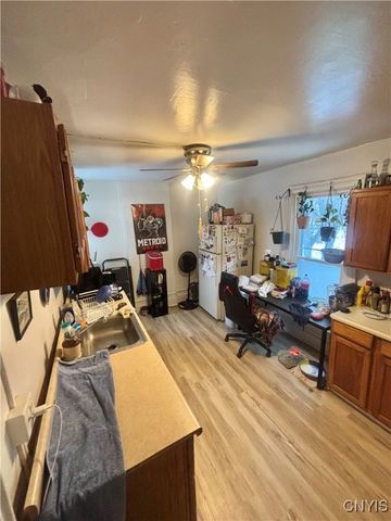 11 Elizabeth Street, Auburn, NY 13021