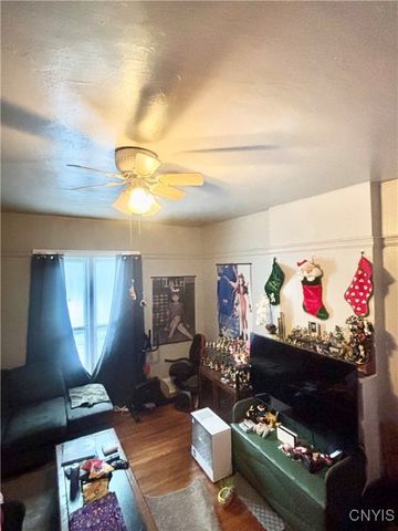 11 Elizabeth Street, Auburn, NY 13021