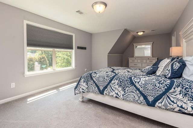 460 SAUNDERS CREEK CIR, Rossville, TN 38066