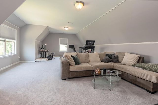 460 SAUNDERS CREEK CIR, Rossville, TN 38066
