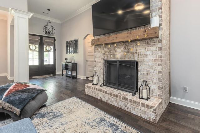 460 SAUNDERS CREEK CIR, Rossville, TN 38066