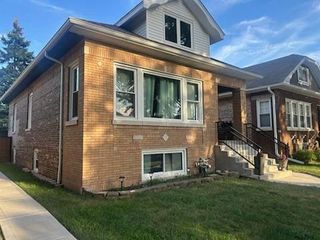 3619 Gunderson Avenue, Berwyn, IL 60402