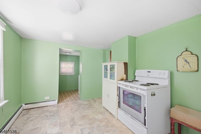 604 Tuttle St, Phillipsburg Town, NJ 08865